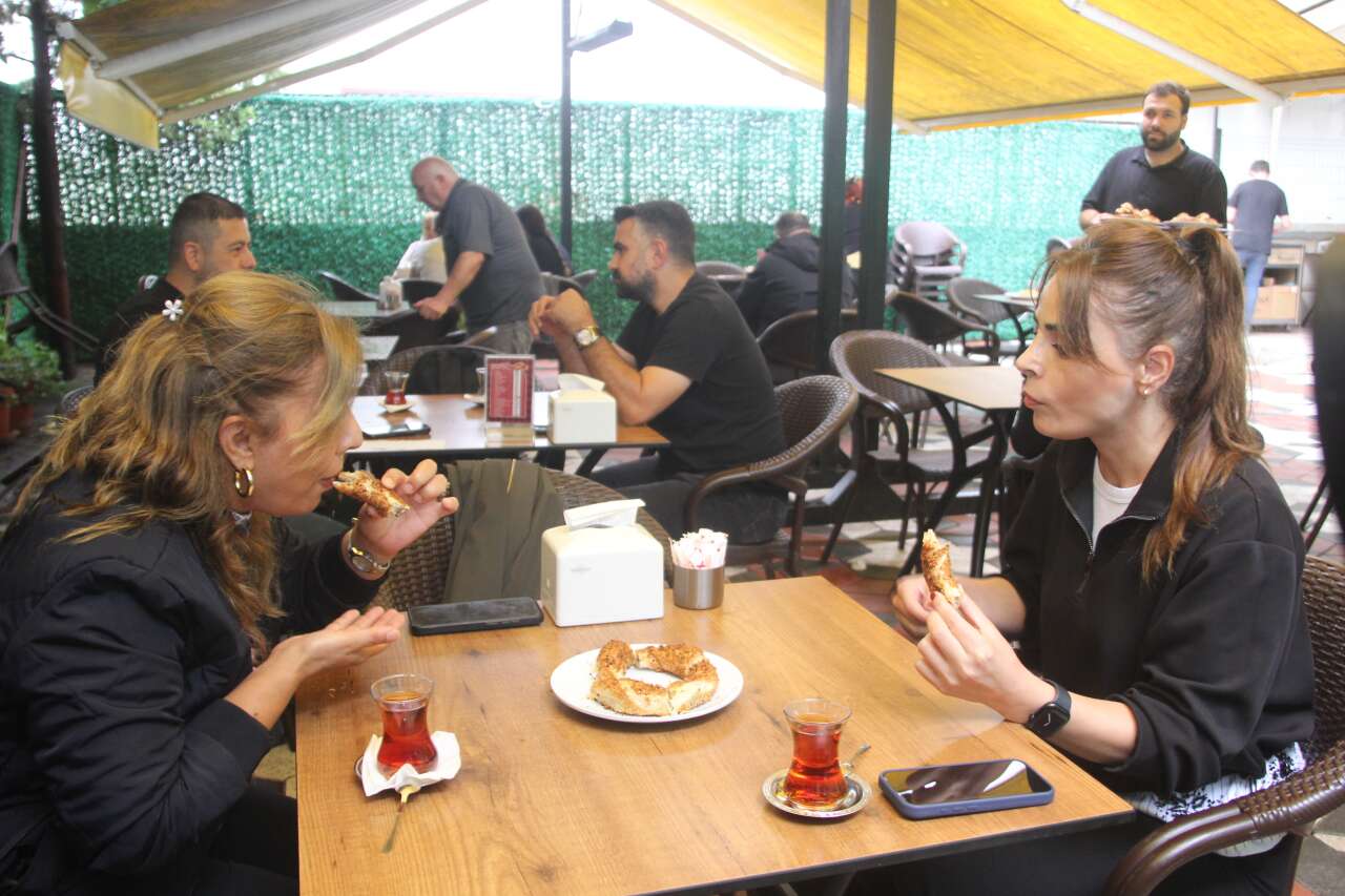 Simitte ezber bozan tarif! Hamsilisini yaptılar 10